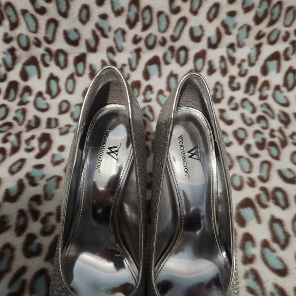 Beautiful Silver Sparkly Heels - Picture 4 of 6